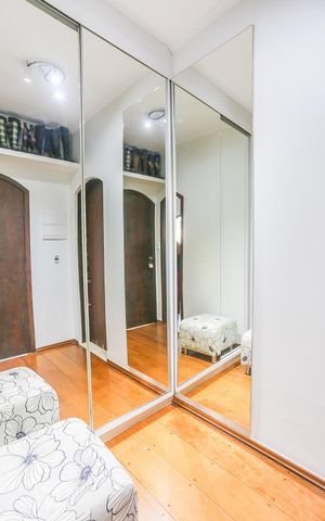 Casa à venda com 332m², 3 quartos e 2 vagasSuite 1 Closet