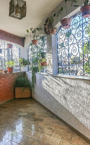 Casa à venda com 332m², 3 quartos e 2 vagasVaranda da Sala
