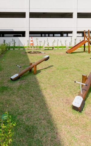 Apartamento à venda com 44m², 2 quartos e 1 vaga Apartamento à venda com 44m², 2 quartos e 1 vagaÁrea Comum - Playground