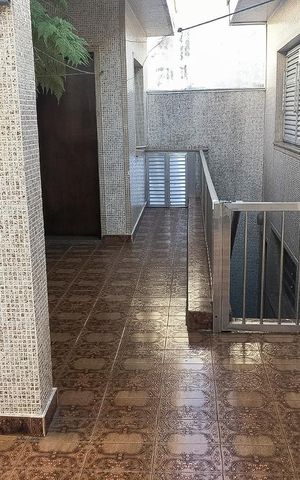 Casa à venda com 250m², 4 quartos e 6 vagasQuintal