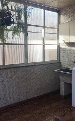 Casa à venda com 250m², 4 quartos e 6 vagasÁrea de Serviço