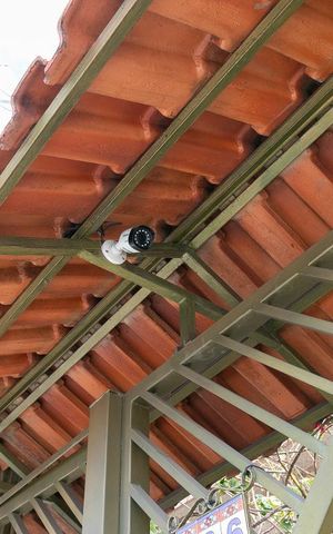 Casa à venda com 250m², 4 quartos e 6 vagasFachada - Camera