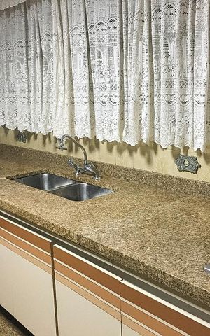 Casa à venda com 250m², 4 quartos e 6 vagasCozinha