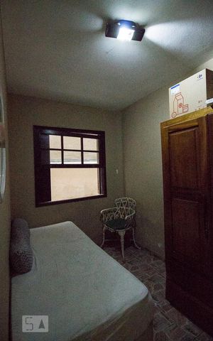 Casa à venda com 226m², 3 quartos e 3 vagasQuarto de Serviço