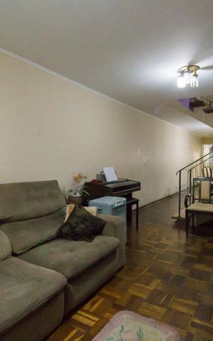 Casa à venda com 226m², 3 quartos e 3 vagasSala 1