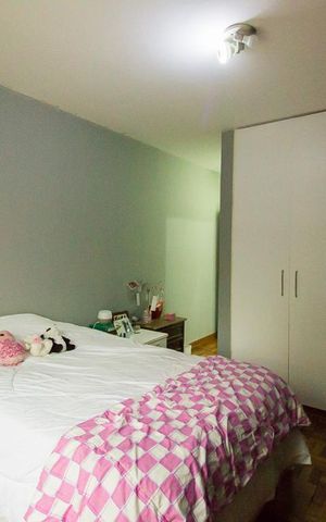 Casa à venda com 226m², 3 quartos e 3 vagasSuíte