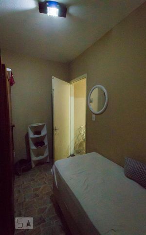 Casa à venda com 226m², 3 quartos e 3 vagasQuarto de Serviço