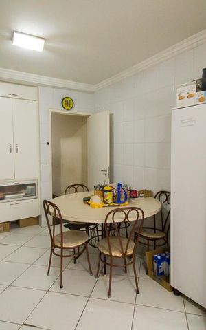 Casa à venda com 226m², 3 quartos e 3 vagasCozinha