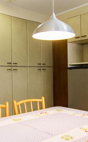 Apartamento à venda com 140m², 4 quartos e 2 vagas Apartamento à venda com 140m², 4 quartos e 2 vagasCozinha