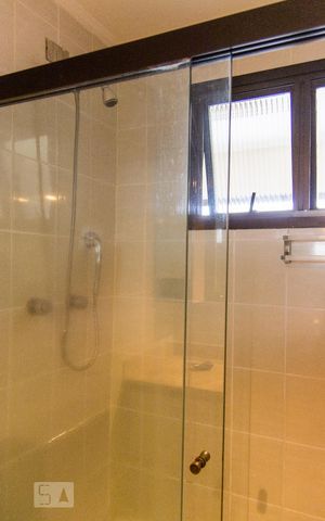 Apartamento à venda com 140m², 4 quartos e 2 vagas Apartamento à venda com 140m², 4 quartos e 2 vagasBanheiro Social
