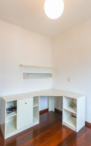Apartamento à venda com 140m², 4 quartos e 2 vagas Apartamento à venda com 140m², 4 quartos e 2 vagasQuarto 1