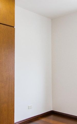 Apartamento à venda com 140m², 4 quartos e 2 vagas Apartamento à venda com 140m², 4 quartos e 2 vagasQuarto 3