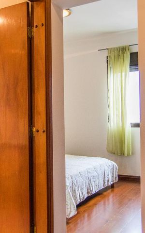 Apartamento à venda com 140m², 4 quartos e 2 vagas Apartamento à venda com 140m², 4 quartos e 2 vagasSuíte