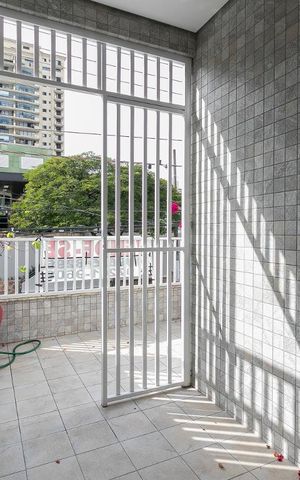 Casa à venda com 170m², 3 quartos e 1 vagaSuíte 1 -  Varanda