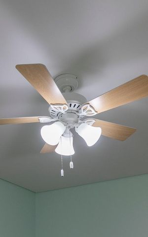 Casa à venda com 170m², 3 quartos e 1 vagaSuíte 1 - Ventilador