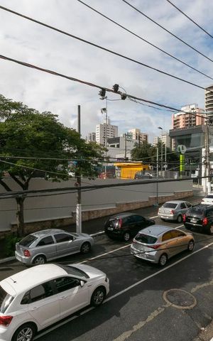 Casa à venda com 170m², 3 quartos e 1 vagaSuíte 1 -  Varanda