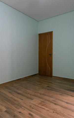 Casa à venda com 170m², 3 quartos e 1 vagaSuíte 2