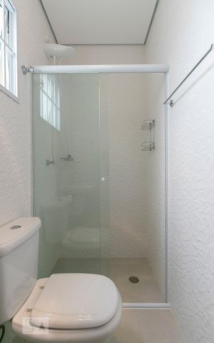 Casa à venda com 170m², 3 quartos e 1 vagaBanheiro da Suíte 2