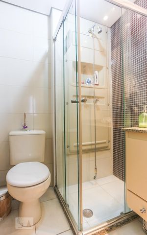 Apartamento à venda com 73m², 3 quartos e 2 vagasBanheiro