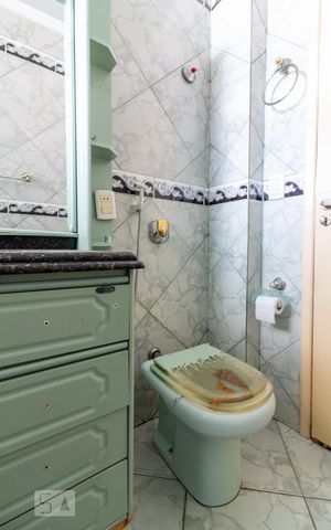 Apartamento para alugar com 80m², 1 quarto e 1 vaga Apartamento para alugar com 80m², 1 quarto e 1 vagaBanheiro