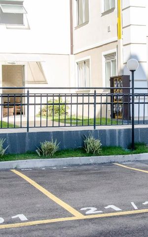 Apartamento à venda com 43m², 2 quartos e 1 vaga Apartamento à venda com 43m², 2 quartos e 1 vagaEstacionamento