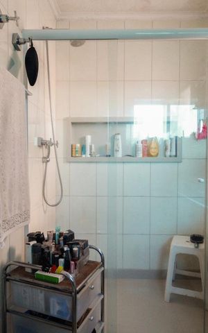 Apartamento à venda com 177m², 4 quartos e 4 vagas Apartamento à venda com 177m², 4 quartos e 4 vagasBanheiro Suíte 2