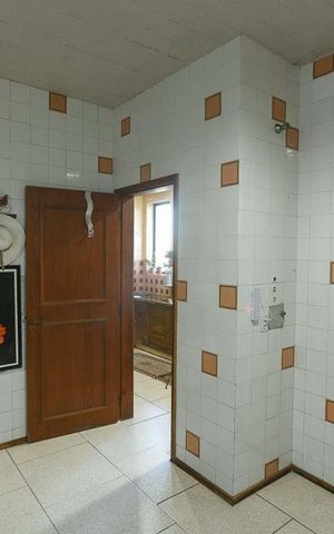 Casa à venda com 347m², 3 quartos e 3 vagas Casa à venda com 347m², 3 quartos e 3 vagasÁrea de Serviço