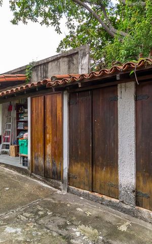 Casa à venda com 200m², 6 quartos e 5 vagas Casa à venda com 200m², 6 quartos e 5 vagasÁrea comum
