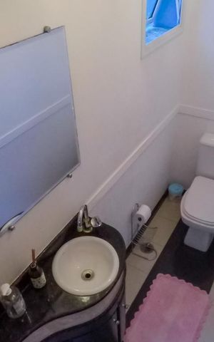 Casa à venda com 179m², 3 quartos e 3 vagasLavabo