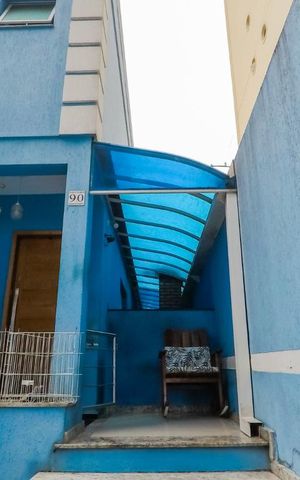 Casa à venda com 179m², 3 quartos e 3 vagasEntrada