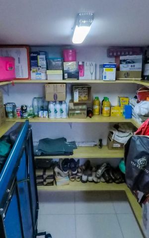 Casa à venda com 179m², 3 quartos e 3 vagasQuarto de Serviço