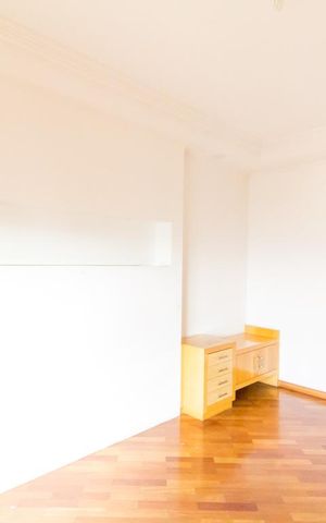 Apartamento à venda com 257m², 4 quartos e 6 vagas Apartamento à venda com 257m², 4 quartos e 6 vagasSuíte 4