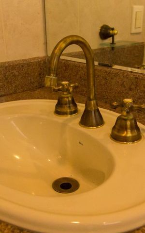 Apartamento à venda com 257m², 4 quartos e 6 vagas Apartamento à venda com 257m², 4 quartos e 6 vagasBanheiro Suíte 3