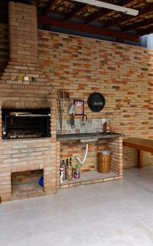 Casa para alugar com 318m², 5 quartos e 8 vagasEspaço Gourmet