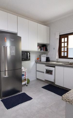 Casa para alugar com 318m², 5 quartos e 8 vagasCozinha
