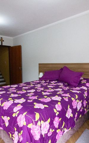 Casa para alugar com 318m², 5 quartos e 8 vagasQuarto