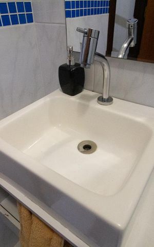 Casa para alugar com 318m², 5 quartos e 8 vagasBanheiro
