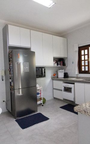 Casa para alugar com 318m², 5 quartos e 8 vagasCozinha