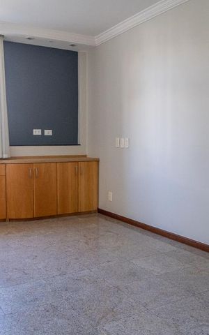 Apartamento para alugar com 117m², 3 quartos e 1 vaga Apartamento para alugar com 117m², 3 quartos e 1 vagasuíte