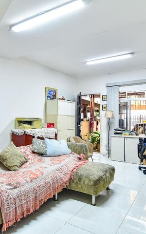 Casa à venda com 99m², 2 quartos e 1 vaga Casa à venda com 99m², 2 quartos e 1 vagaSala