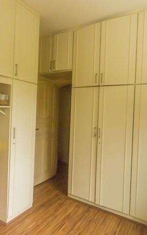 Casa de condomínio para alugar com 380m², 3 quartos e 2 vagasQuarto 2