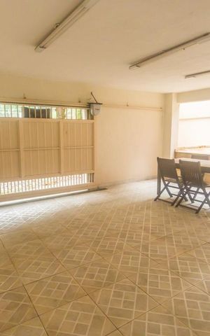 Casa de condomínio para alugar com 380m², 3 quartos e 2 vagasGaragem