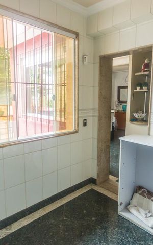 Casa de condomínio para alugar com 380m², 3 quartos e 2 vagasCozinha
