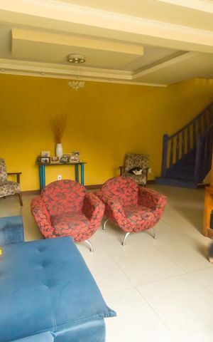 Casa de condomínio para alugar com 380m², 3 quartos e 2 vagasSala