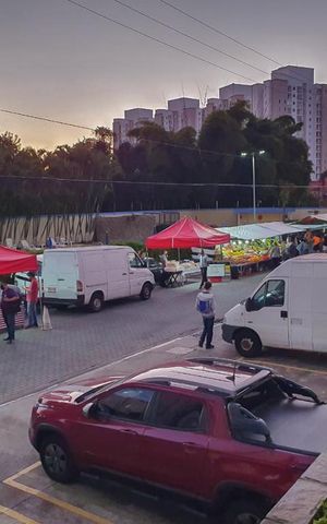 Apartamento para alugar com 60m², 2 quartos e 1 vaga Apartamento para alugar com 60m², 2 quartos e 1 vagaÁrea comum - Feira livre