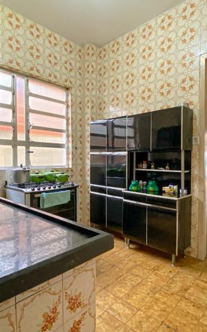 Casa à venda com 140m², 2 quartos e sem vaga Casa à venda com 140m², 2 quartos e sem vagaCozinha