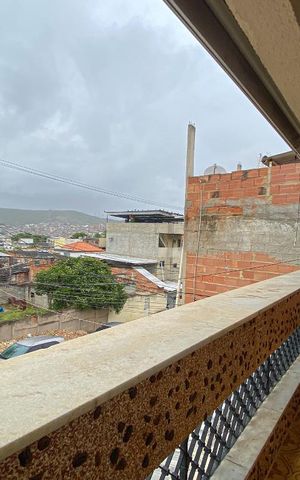 Casa à venda com 140m², 2 quartos e sem vaga Casa à venda com 140m², 2 quartos e sem vagaVaranda da Sala