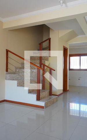 Casa à venda com 152m², 2 quartos e 2 vagasSala