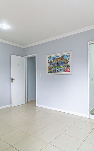 Casa de condomínio para alugar com 208m², 4 quartos e 1 vaga Casa de condomínio para alugar com 208m², 4 quartos e 1 vagaQuarto 1 - Suíte