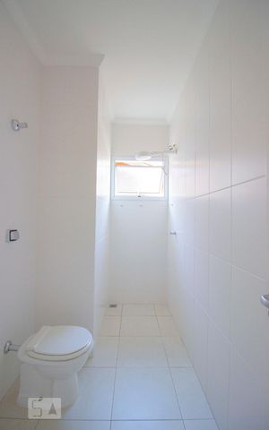 Casa para alugar com 210m², 4 quartos e 2 vagasBanheiro 2
